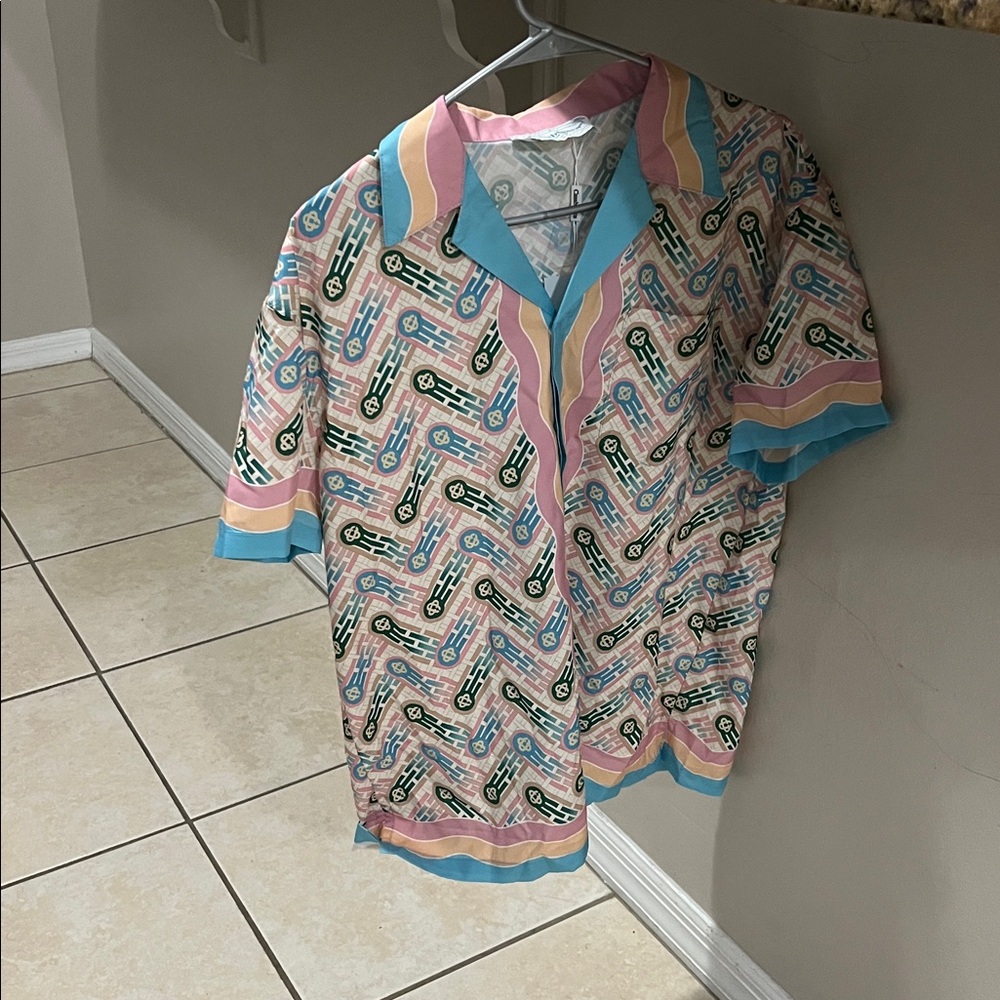 Colorful Geometric Print Casual Shirt - Picture 3 of 3